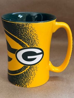 NFL 2015 Green Bay Packers Mocha Style Coffee Mug. 14 fl oz